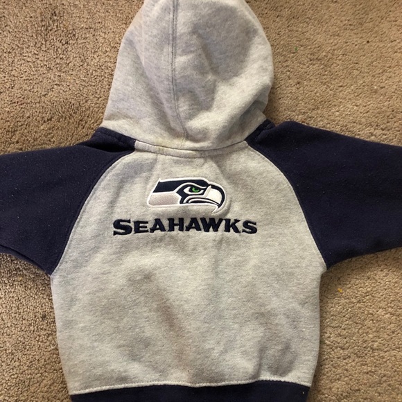 Seahawks sweatsuit 6-9 months - Picture 2 of 3